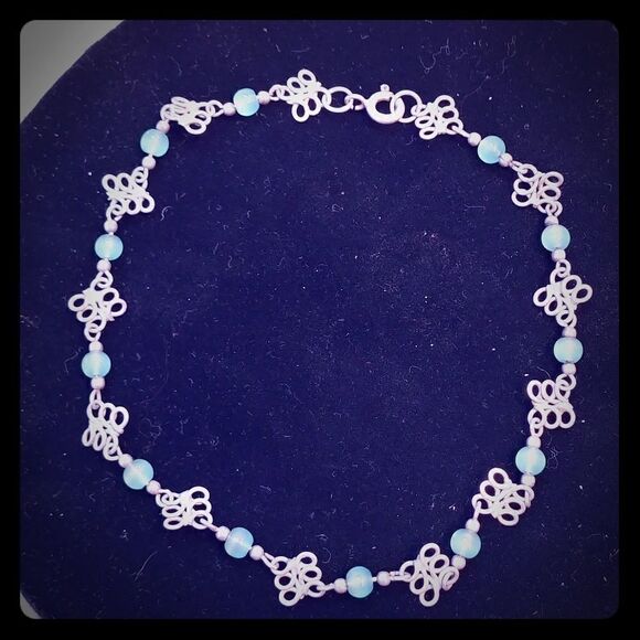 2/$20 Silver Anklet w/Celtic Knots & Green Beads - Picture 1 of 8